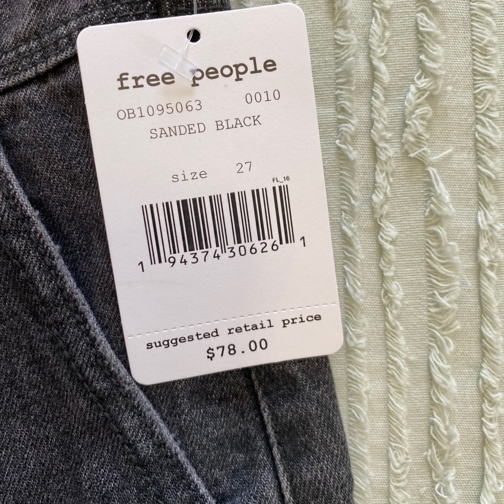 NWT Free People sanded black jean skirt 27 - Picture 7 of 7